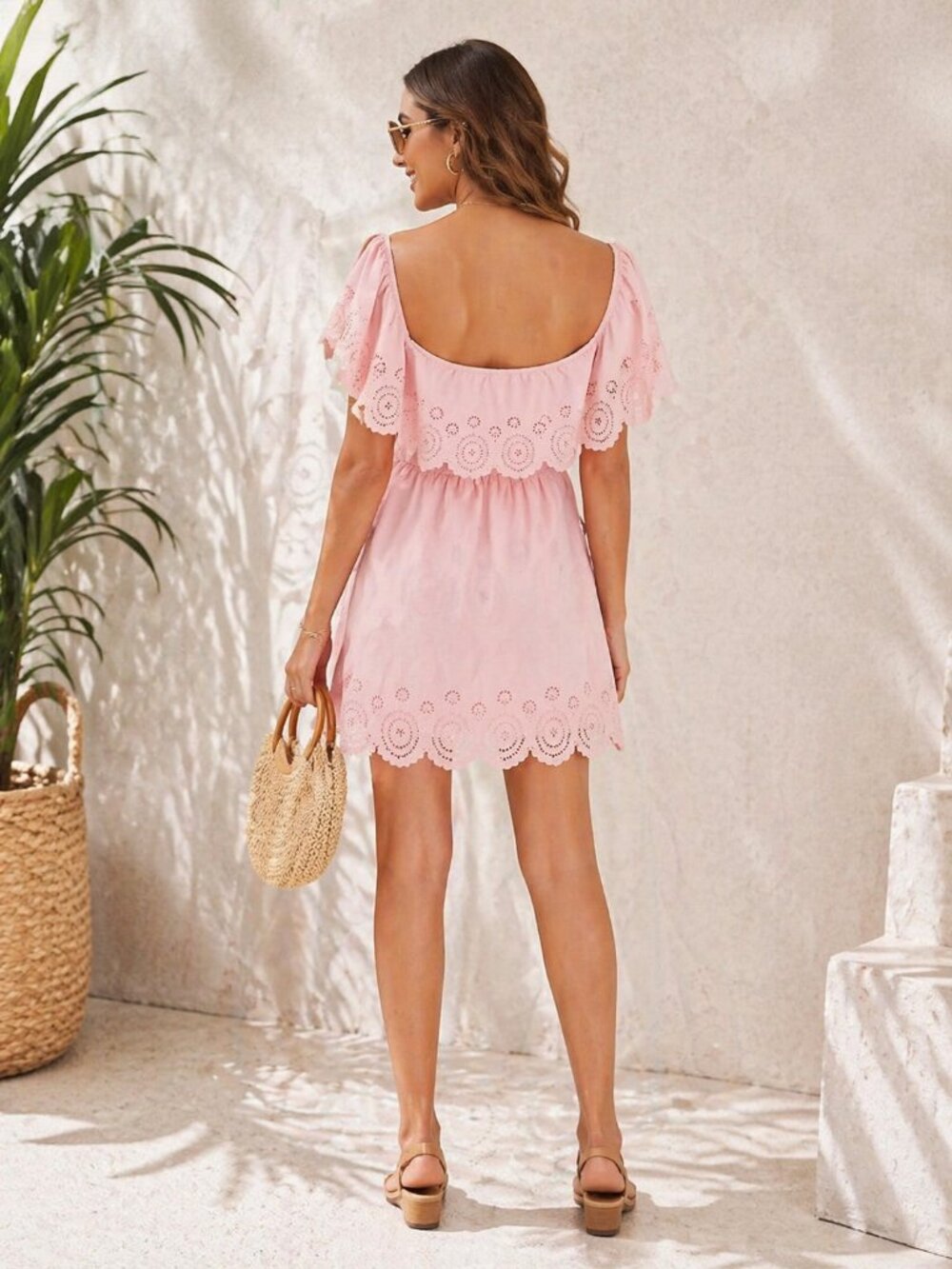 Lovers + Friends Scallop Edge Off-Shoulder Summer Dress – Size M - Picture 2 of 6